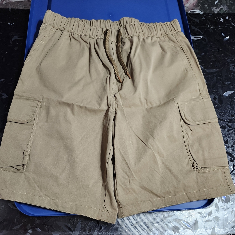 Tan Cargo Shorts with Elastic Waistband and Relaxed Fit